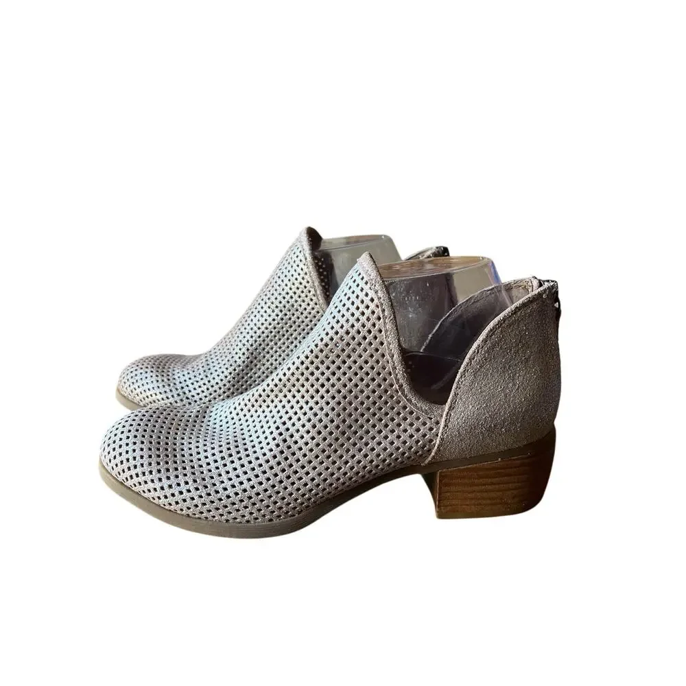Sofft Booties Size 6 Beige Perforated Back Zip Comfort Festival Boho Concert
